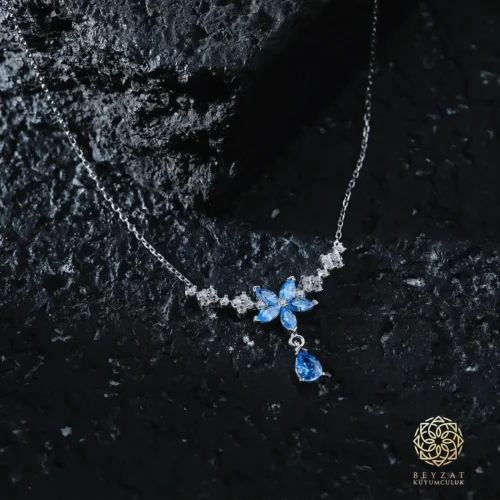 Blue Nergis Çiçeği Kolye