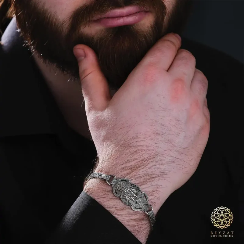 İsimli Erkek Bileklik Modeli