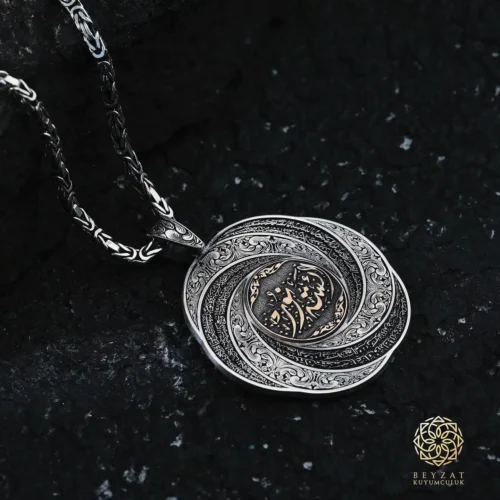 Ayetel kürsi İşlemeli Gravür Madalyon Kolye Modeli
