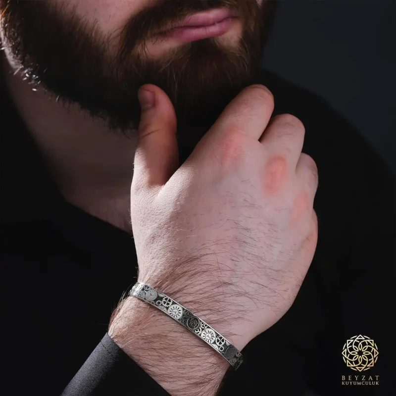 Saat Çarkı Kelepçe Bileklik Modeli