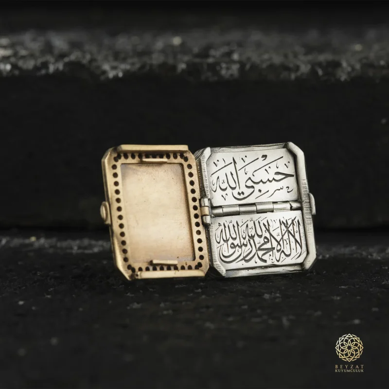 BEYZAT 2025 NISAN23241 copy Hasbiyallah Kapaklı Gümüş Erkek Yüzük