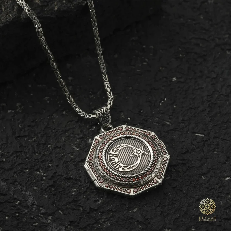 BEYZAT 2025 NISAN23565 copy Ay Yıldızlı Kapaklı Gümüş Madalyon Kolye
