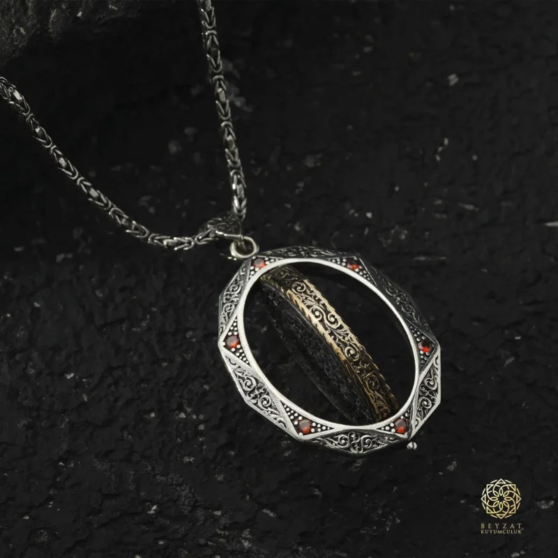 BEYZAT 2025 NISAN23489 copy Ay Yıldız Detaylı Kişiye Özel Gümüş Madalyon Kolye