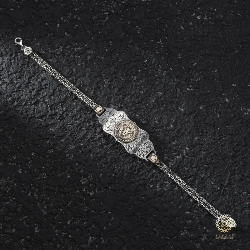 BEYZAT 2025 NISAN23839 copy Aslan Figürlü Desenli Gümüş Bileklik